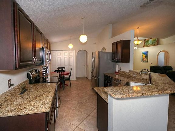 5th image of 6217 Venezia Pl