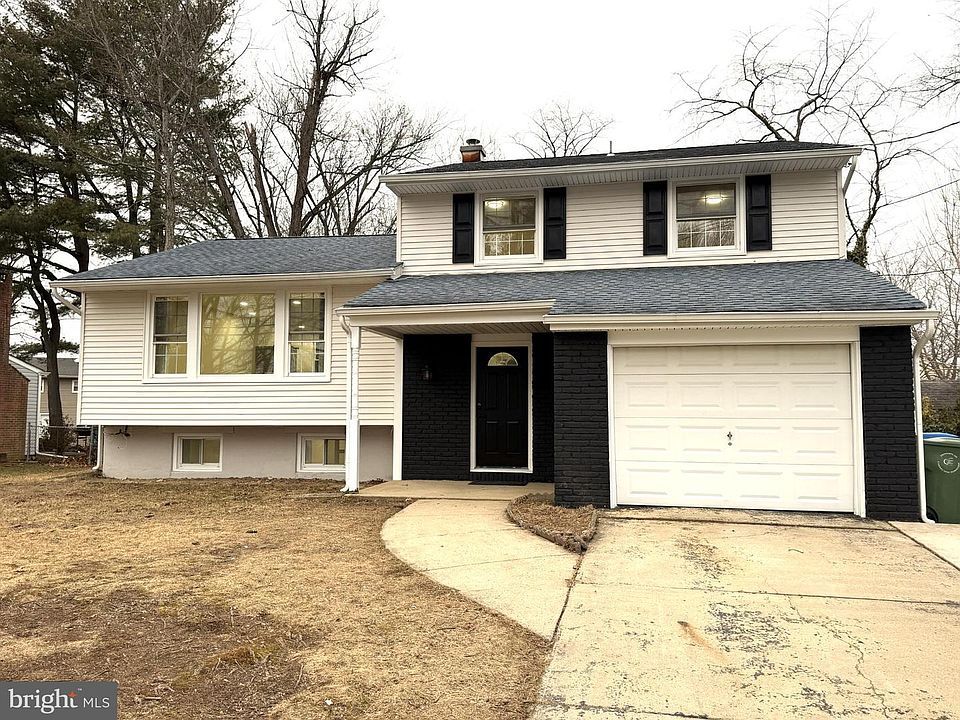 1st image of 924 Cropwell Rd