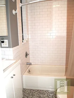 Rented by Halstead Real Estate | media 20