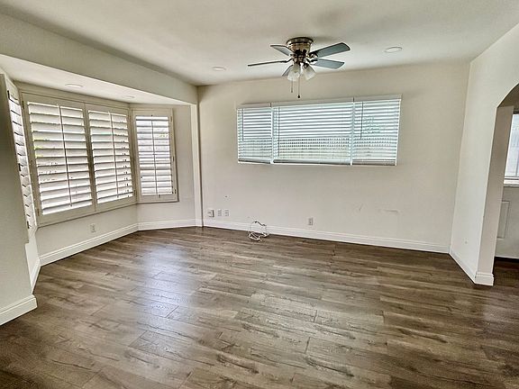 5th image of 15317 Osage Ave