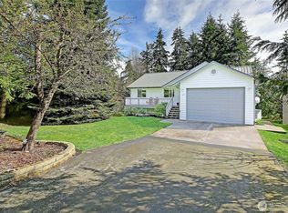 1637 Poplar Ln, Camano Island, WA