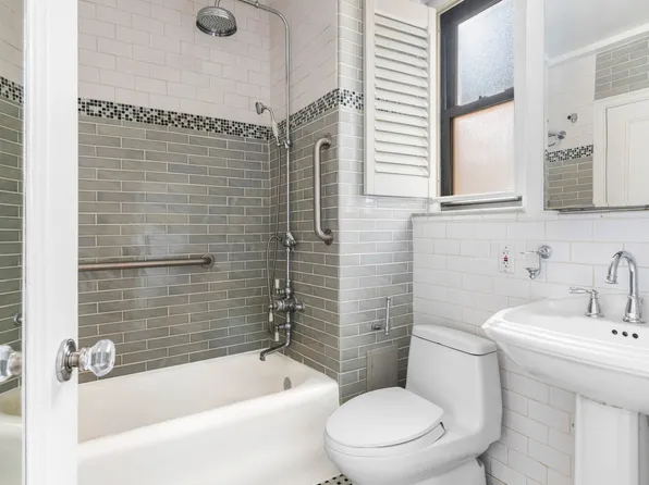 760 West End Avenue image 7 of 7