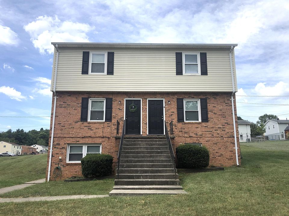 1st image of 916 Pyrtle Dr #B