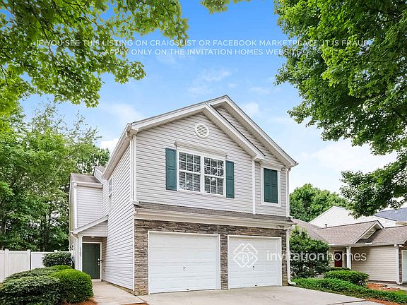2nd image of 2195 Lexington Ln
