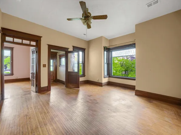 739 Edgerton St, Saint Paul, MN 55130