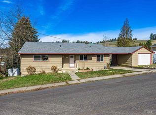 107 E A St, Troy, ID 83871