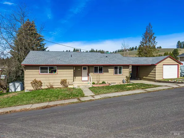 107 E A St, Troy, ID 83871