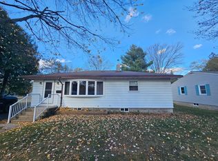 630 W Hosmer St, Marinette, WI 54143