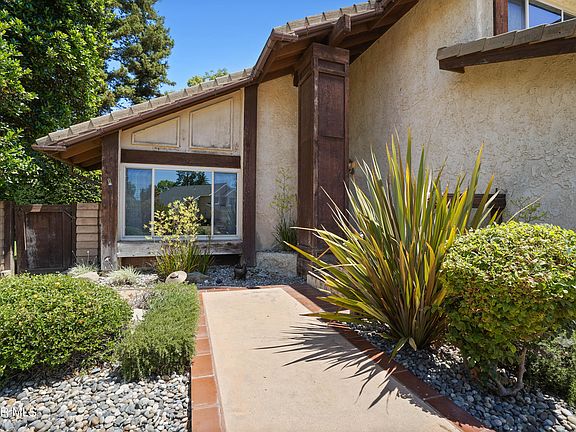 3rd image of 3454 Trailview Ct