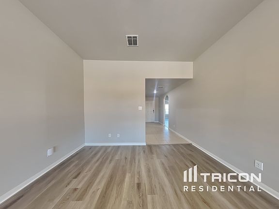 4th image of 124 J E Brown Ln