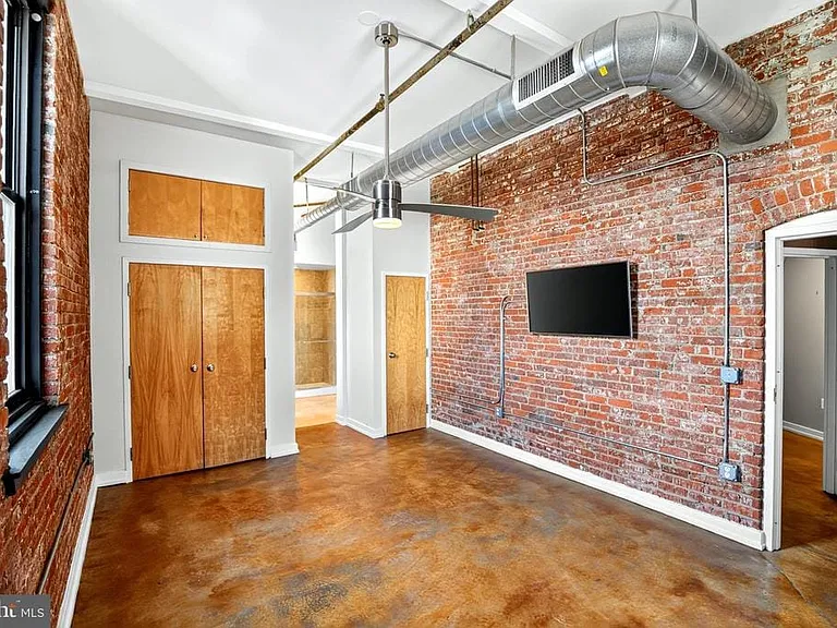 1147-53 N 4th St #4B — Photo 13