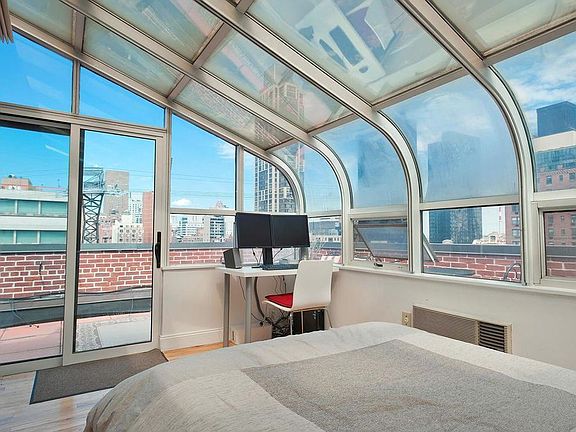 5th image of 339 E 58th St APT 1D