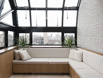 Rented by Elizabeth Robins, LREB