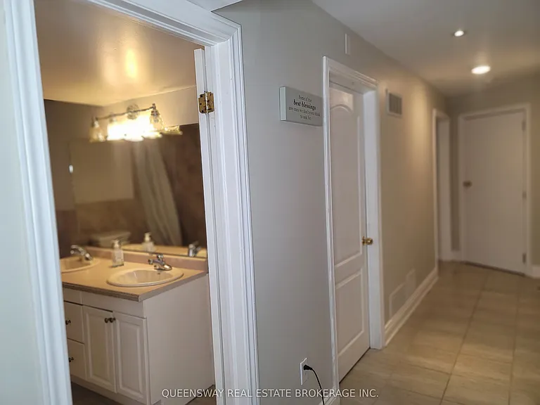 6 Crevice Gate — Photo 6