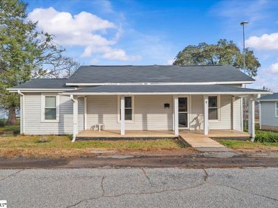 4 Hunt Ave, Liberty, SC, 29657
