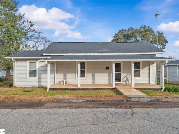 4 Hunt Ave, Liberty, SC 29657