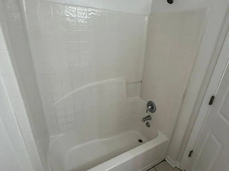 2720 Merrieweather Ln — Photo 13