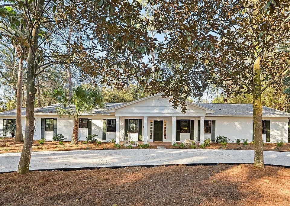 1st image of 3328 NW 18TH AVENUE
