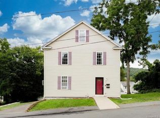 34 Marshall Ave, Naugatuck, CT 06770