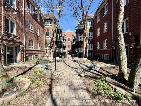 912 W Agatite Ave, Chicago, IL 60640