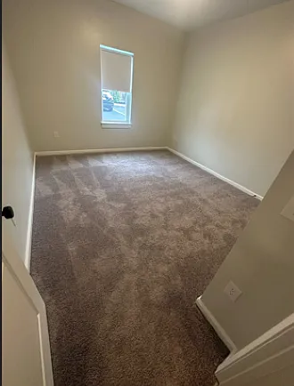 135 Waterman Ave #11 — Photo 7