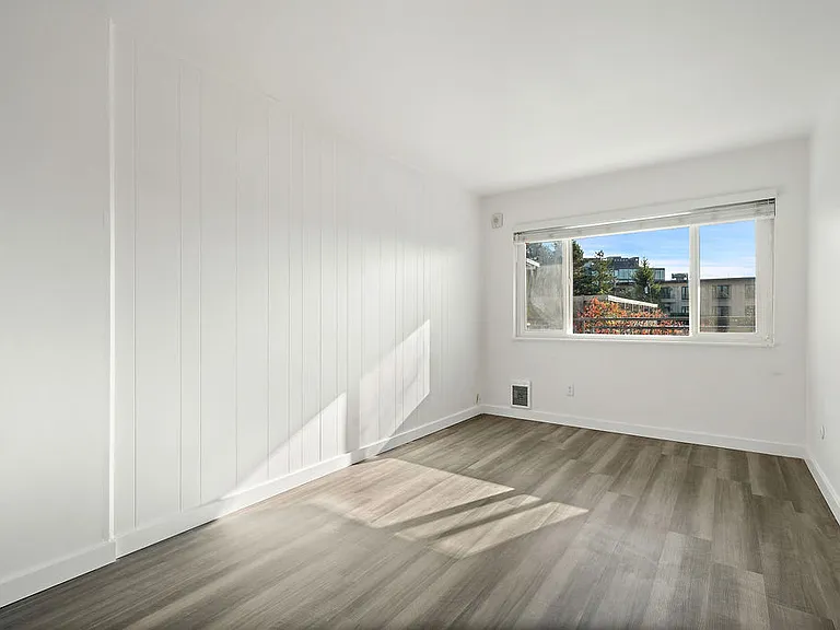 Boulevard 99 Apartments — Photo 10