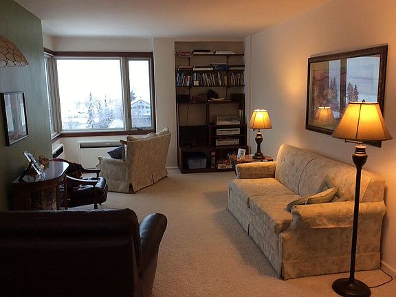 3rd image of 525 W 3rd Ave APT 511