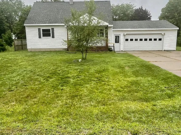 4136 Joan Dr, Dorr, MI 49323