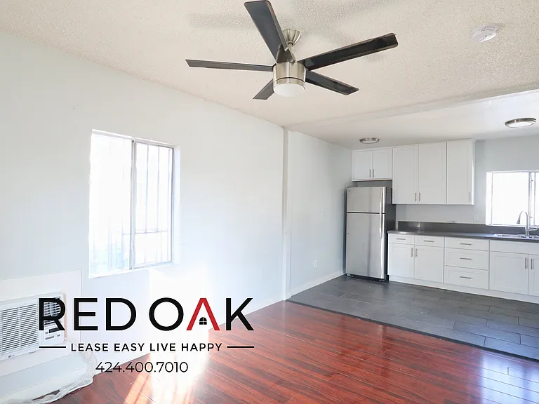 1184 E 52nd St #3/4 — Photo 11