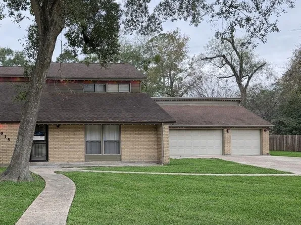 17915 Mossforest Dr, Houston, TX 77090