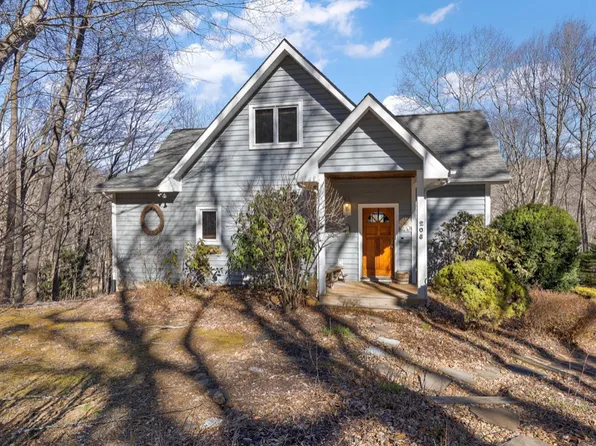 208 Grande Oaks Dr, Todd, NC 28684