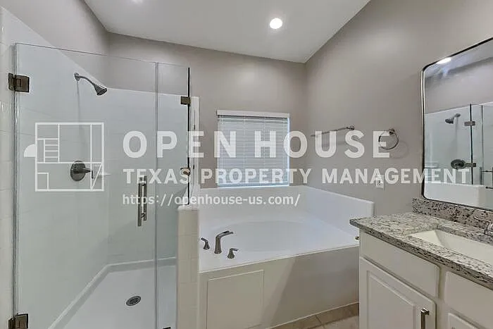 2922 Maple Bend Dr — Photo 11