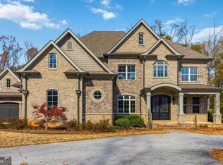 220 River Meadow Ln, Social Circle, GA 30025