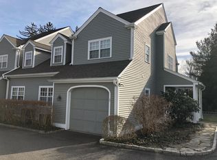 28 Home Pl APT A2, Greenwich, CT 06830