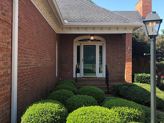 3rd image of 5213 Shenandoah Ct