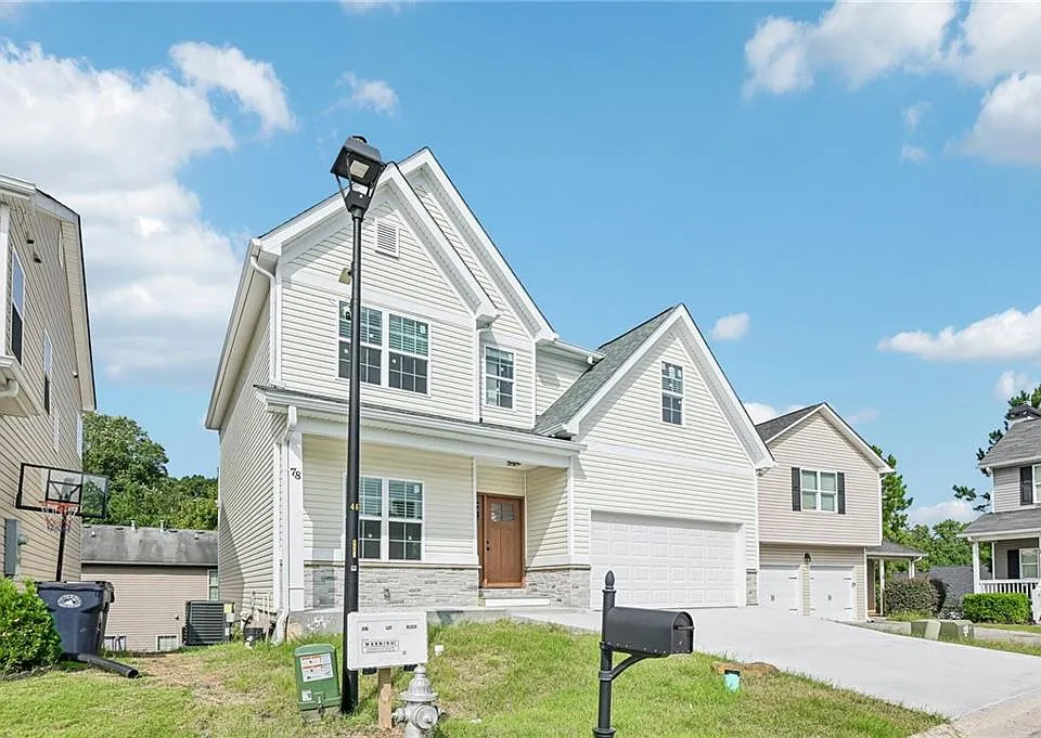 78 Crescent Ln