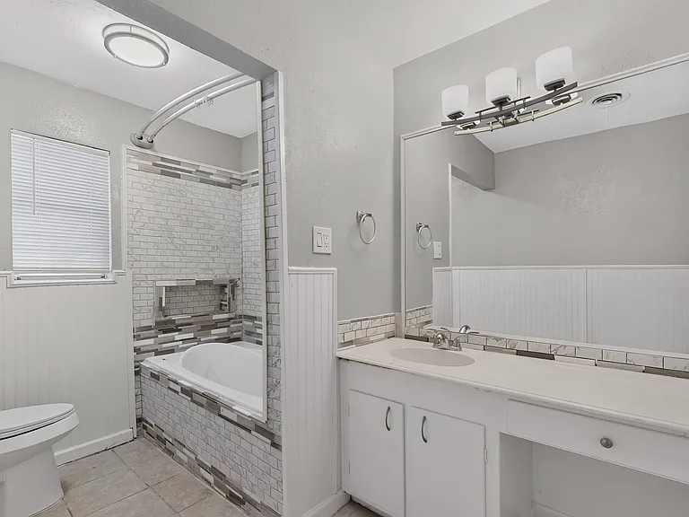 3117 Sonora Trl — Photo 32