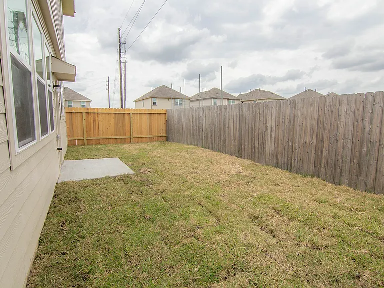 18546 Boomi Ravine Trl — Photo 7