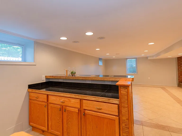 3093 Old Leetown Pike — Photo 36