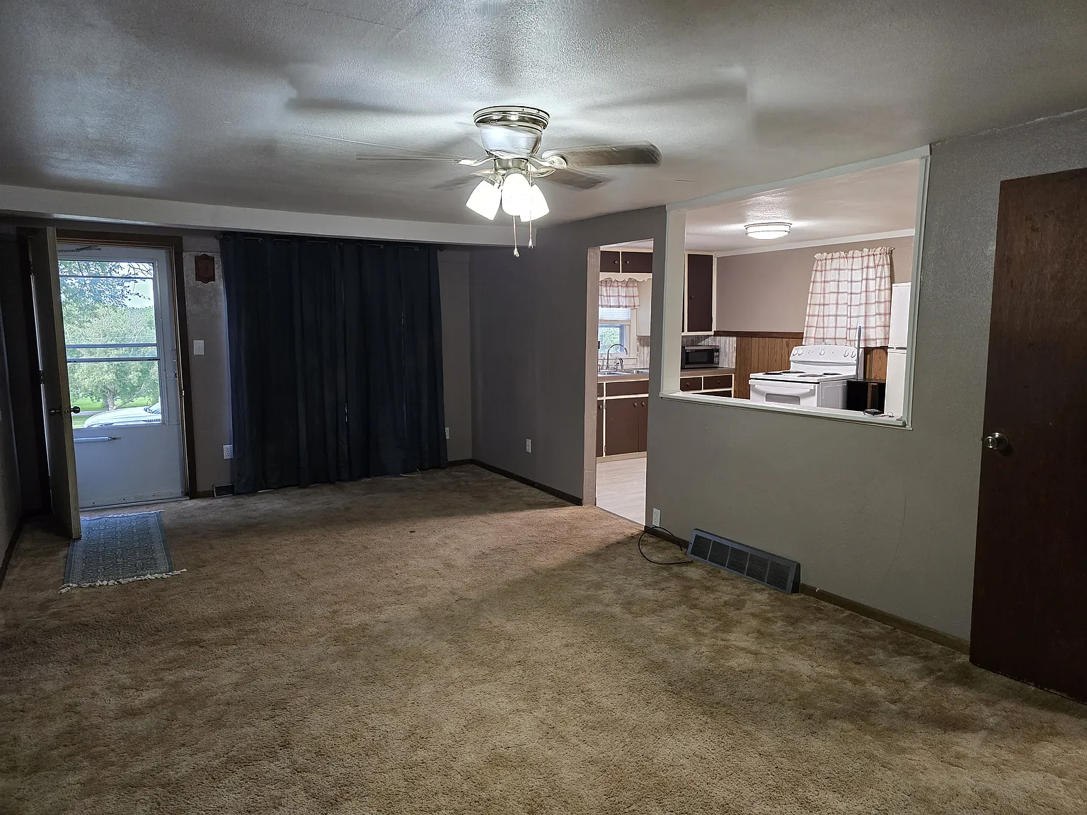 2 bed, 768 sqft, $750 — Photo 4