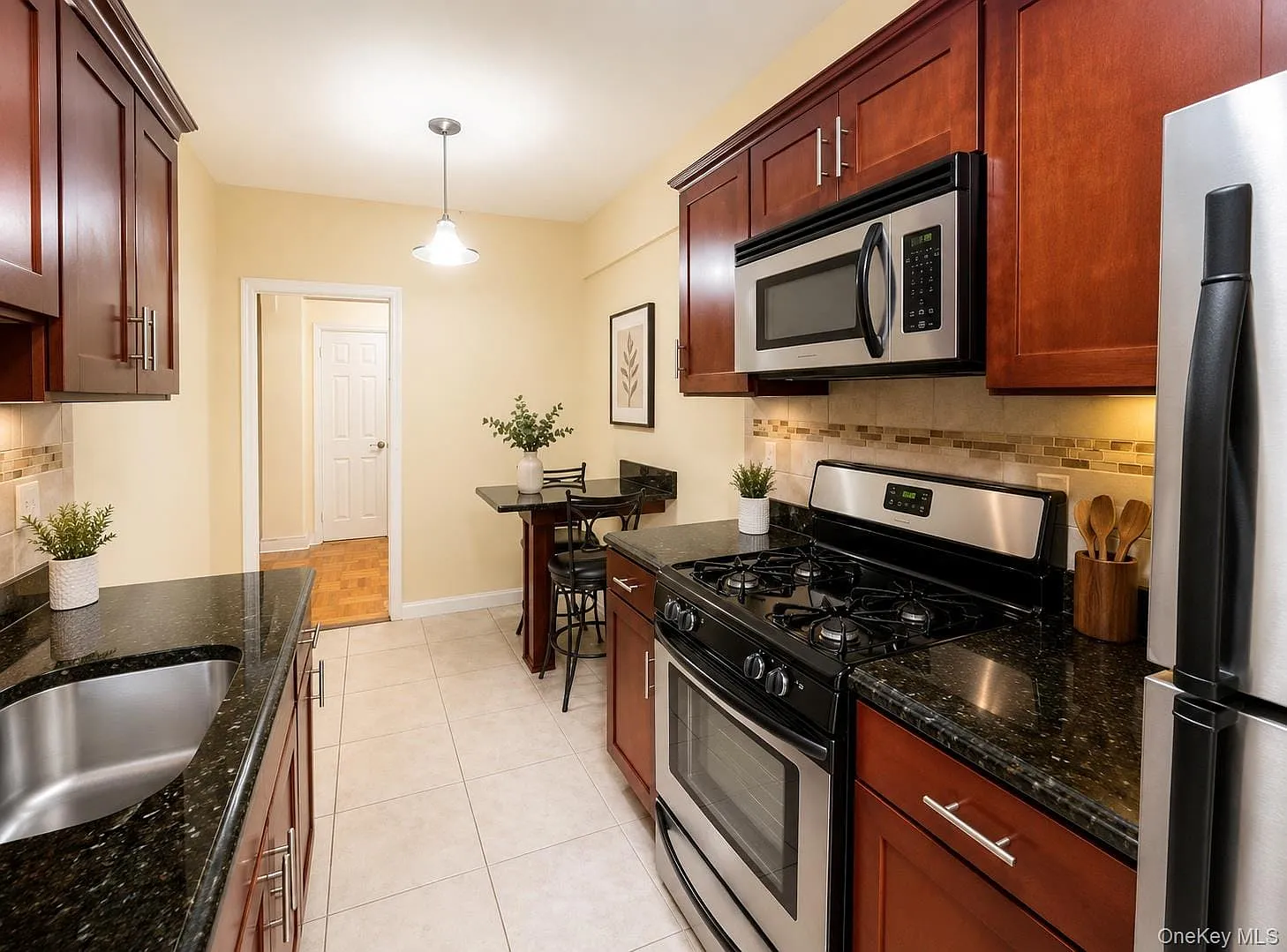 1 bed, 1.0 bath, 750 sqft, $2,250 — Photo 4