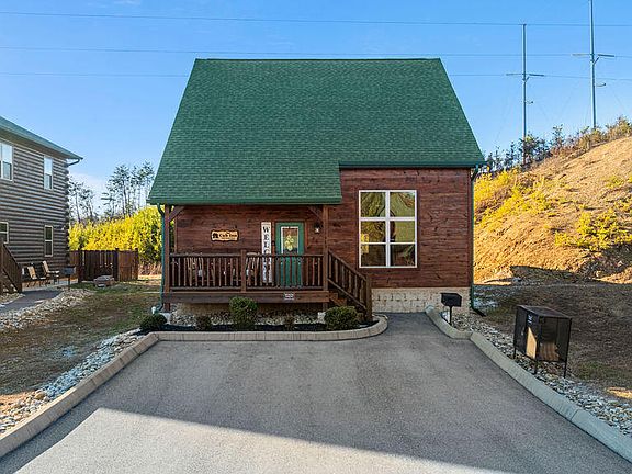 2nd image of 1663 Falls Way