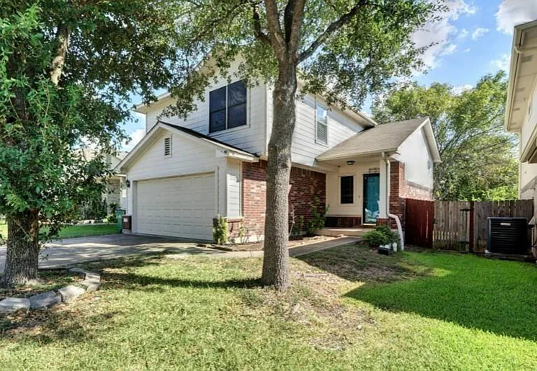 1017 Doras Dr — Photo 1