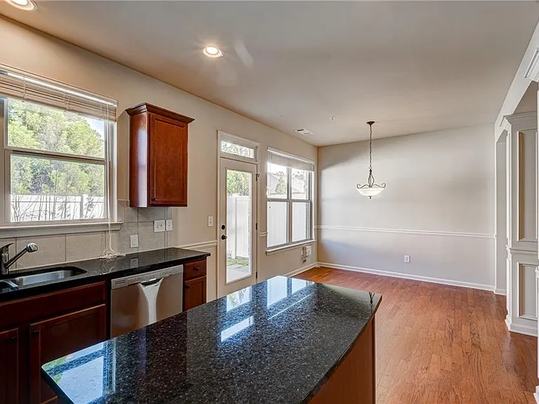 2310 Elmbridge Rd — Photo 8