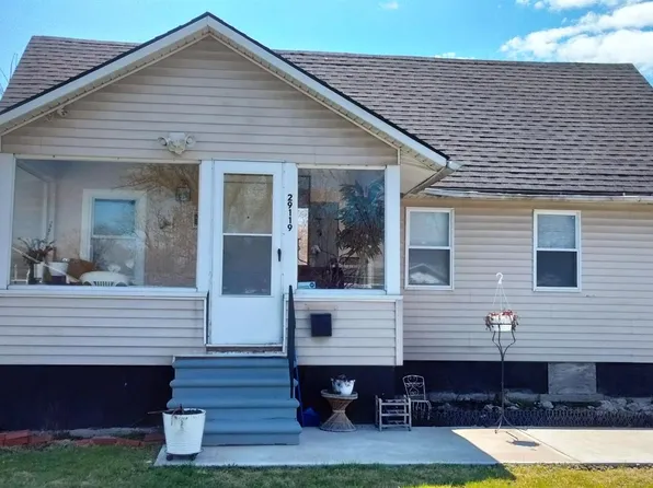 29119 Parkwood St, Inkster, MI 48141