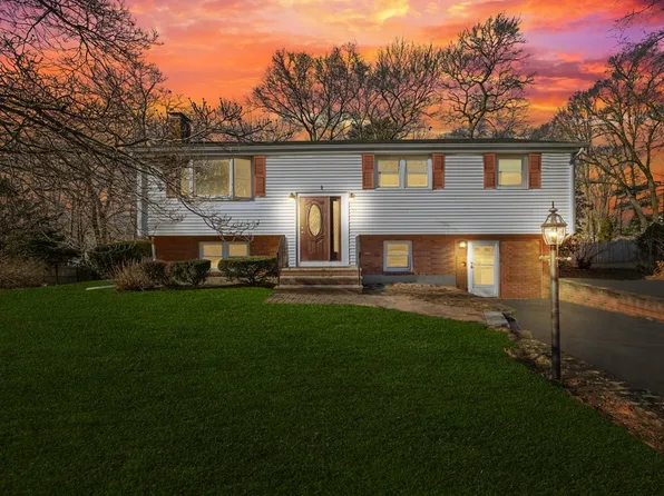 53 Dartmouth Ter, Brockton, MA 02301