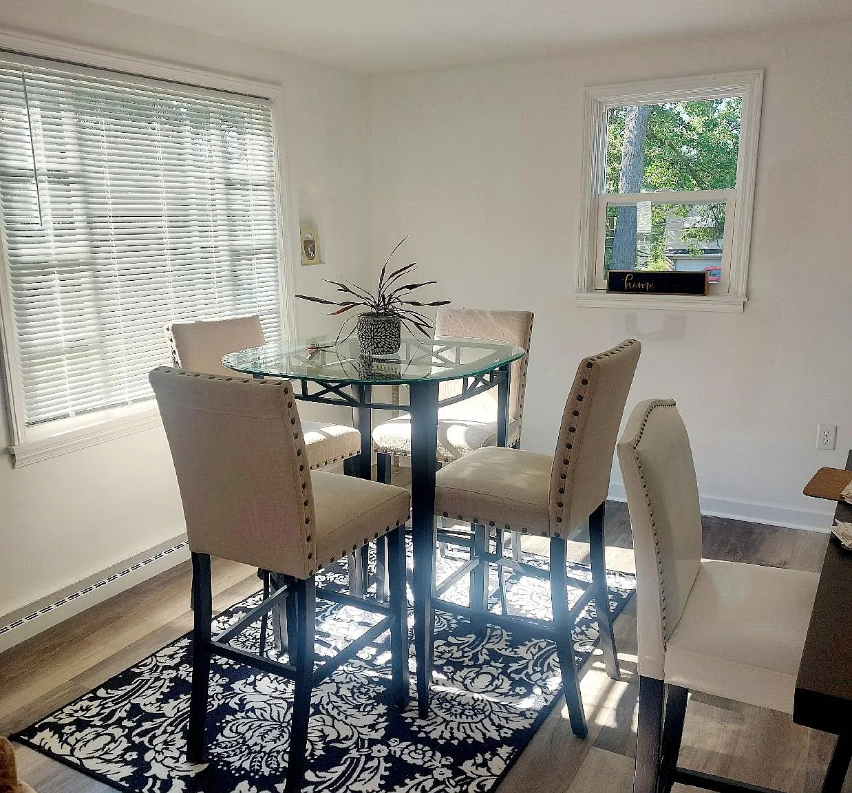 3 bed, $2,200 — Photo 3