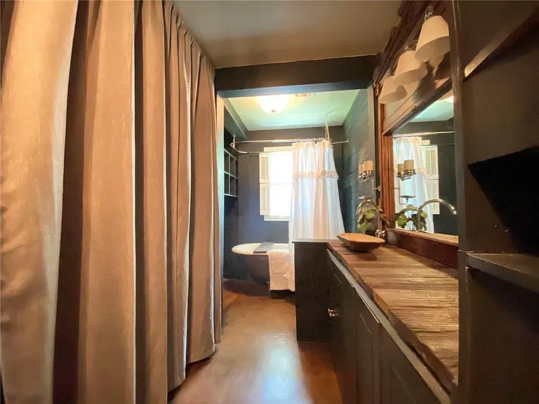 8004 Downing St — Photo 25