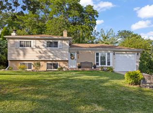 22W524 Birchwood Dr, Glen Ellyn, IL 60137