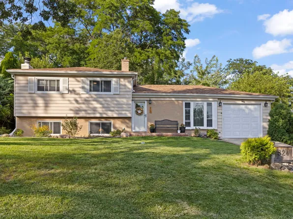 22W524 Birchwood Dr, Glen Ellyn, IL 60137